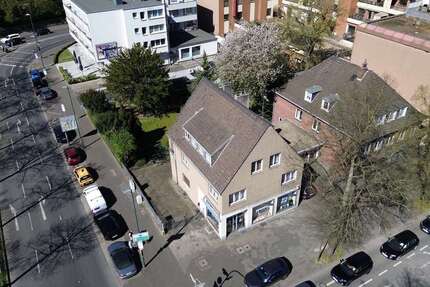 Haus zum Kaufen in Düsseldorf 970.000 € 360 m² 11 zimmer