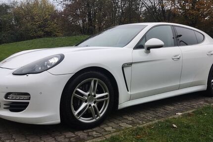 Porsche Panamera 160.000 km 22.900 &euro; Neuss 41472