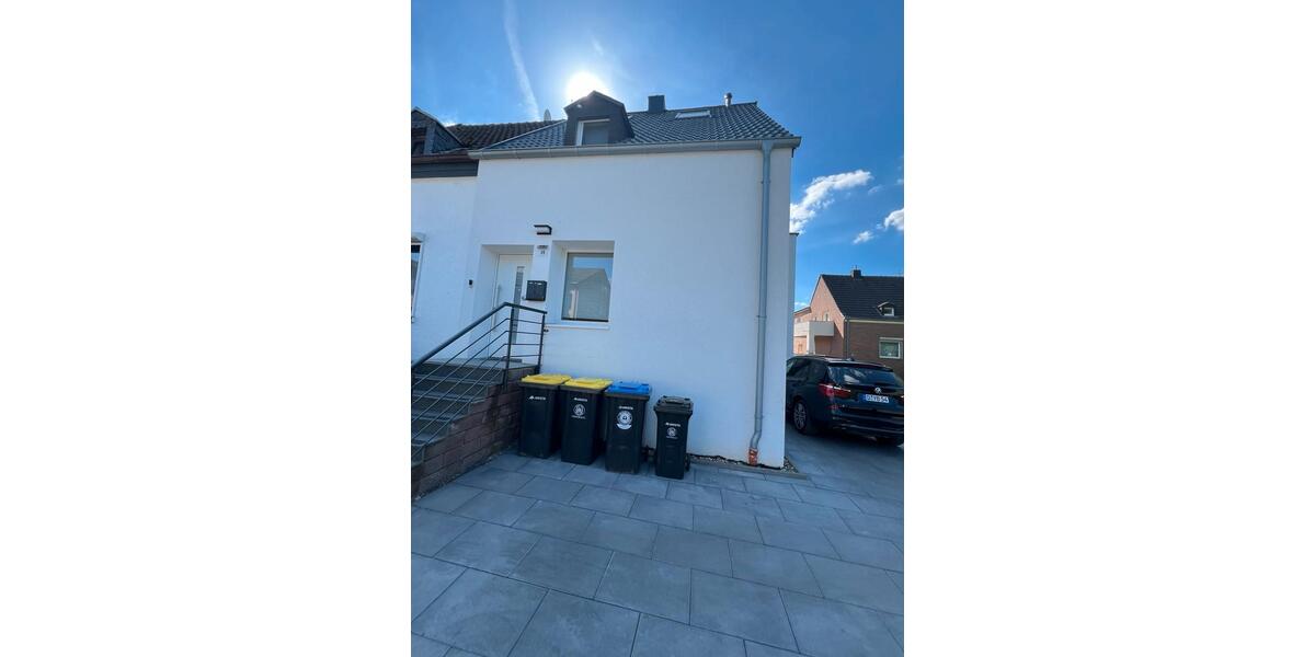 Etagenwohnung Düsseldorf Stadtbezirk 5 - 2 Zimmer, 55 m&sup2;, 1.000&euro; | Angebot:25125546