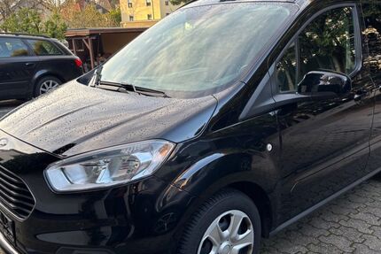 Ford Tourneo Courier 135.595 km 7.700 &euro; Wuppertal - Langerfeld 42389