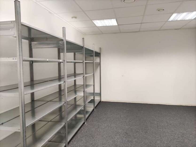 Büro in Mettmann 129,25 € 23.5 m²