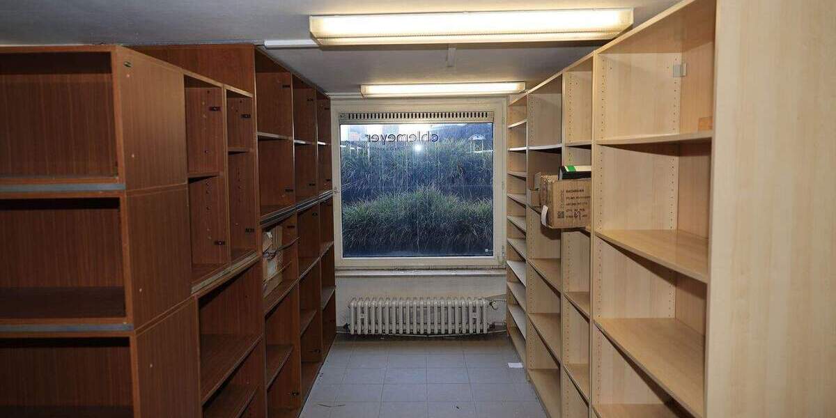 120m² Kellerfläche als AtelierShowroomAusstellungsfläche zu vermieten, 3 Räume, siehe Grundrissplan 3 zimmer