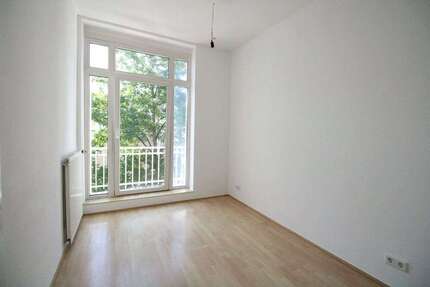 Wohnung zum Kaufen in Düsseldorf 240.000 € 45.64 m²