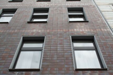 Provisionsfrei* Mehrfamilienhaus mit 277 m² Wohnfläche, komplett renoviert, vollvermietet, provisionsfrei vom Handwerker - Haus Duisburg Duisburg-Mitte | Angebot:26874814