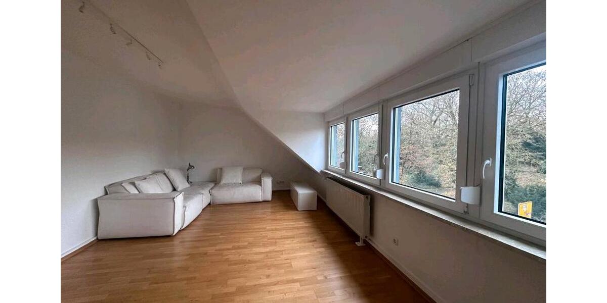 Dachgeschoßwohnung Mönchengladbach Nord - 2 Zimmer, 55 m&sup2;, 819&euro; | Angebot:26399844