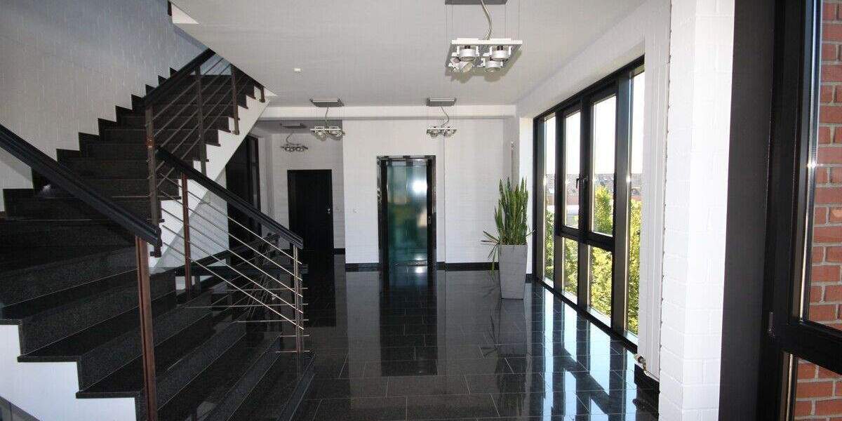 Gewerbeobjekt Kaarst Holzbüttgen - 5 Zimmer, 280 m&sup2;, 3.080&euro; | Angebot:25837285