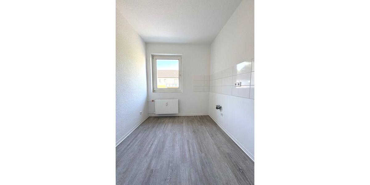 Frisch renovierte 2-Zi.-Whg. mit modernem Bad und Balkon 2 zimmer