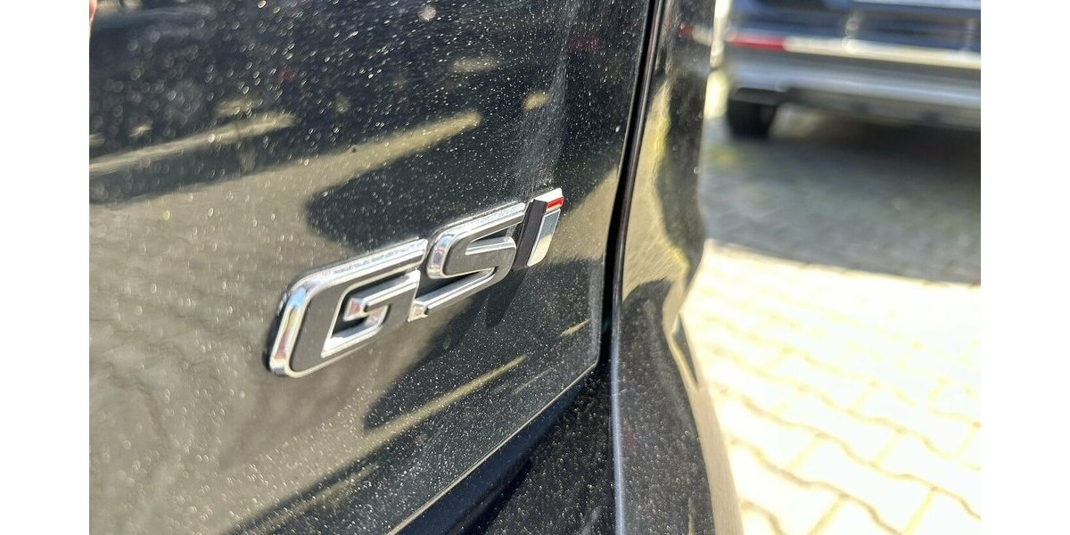 Opel Insignia B Sports Tourer GSi 4x4 / Headup / Pano 140.000 km 11.890 &euro; Mönchengladbach 41066