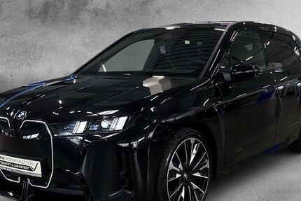 BMW iX 4.515 km 79.629 &euro; Krefeld 47800