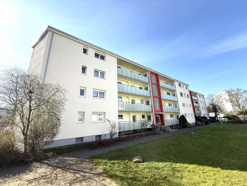 Wohnung zum Kaufen in Neuss 299.000 € 65.81 m²
