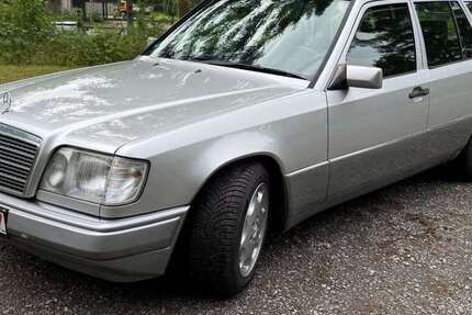 Mercedes-Benz 220 234.500 km 4.990 &euro; Mettmann 40822