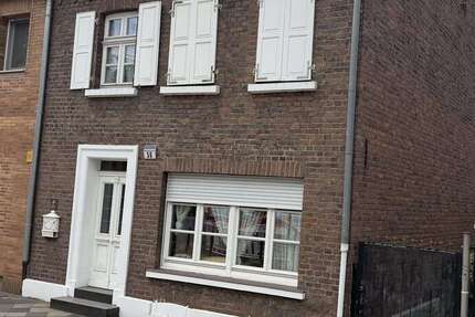 Haus Düsseldorf Heerdt - 7 Zimmer, 164 m&sup2;, 950.000&euro; | Angebot:27025476