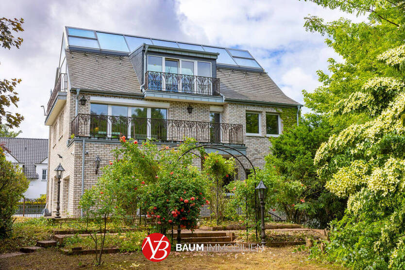 Energieeffizientes, exklusives Einfamilienhaus mit traumhaften Garten in Toplage von MB-Büderich