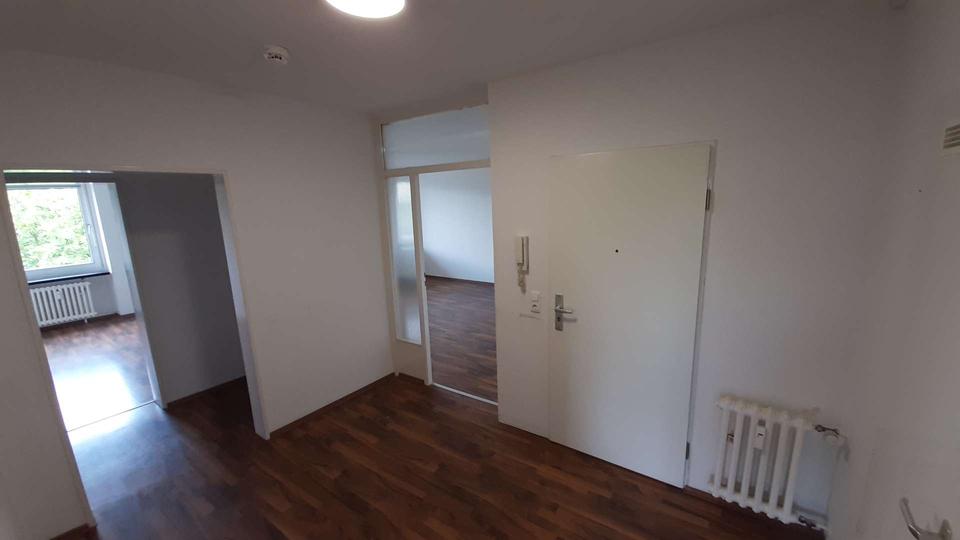 Remscheider Straße 134 - helle 3 ZKB Wohnung im 6. OG 3 zimmer
