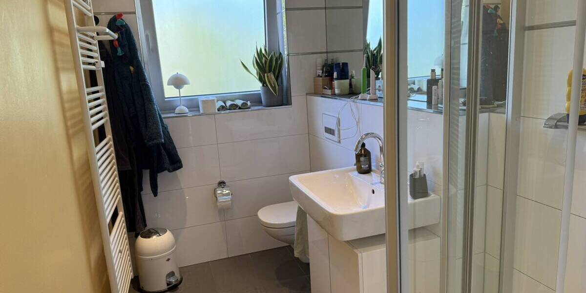 Etagenwohnung Meerbusch Büderich - 3 Zimmer, 85 m&sup2;, 1.100&euro; | Angebot:26454090