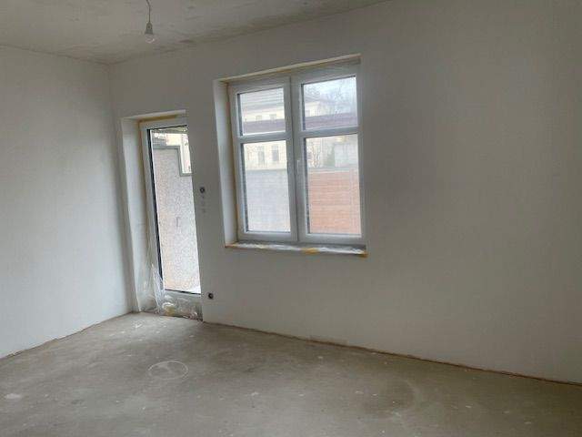 Stilvolle Altbauwohnung in Toplage am Bunten Garten - kernsaniert mit vielen Highlights 5 zimmer