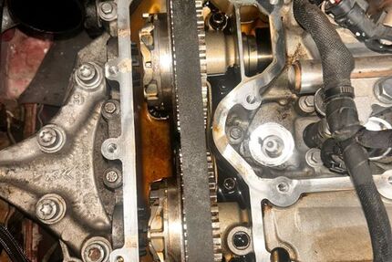 Peugeot 2008 87.645 km 8.990 € Köln 51103