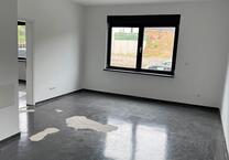 EG 2,5 Zimmer Wohnung Frisch renoviert Nähe Sana-Klinikum