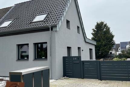 Haus Tiefgarage Doppelhaushälfte