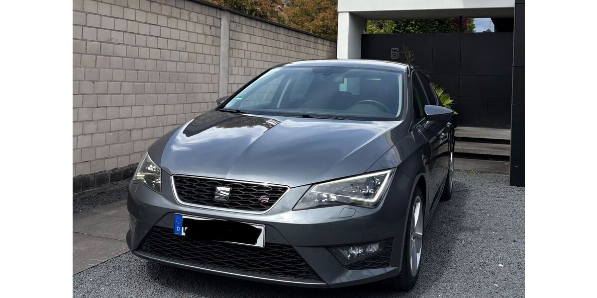 Seat Leon 144.059 km 8.200 &euro; Meerbusch 40668