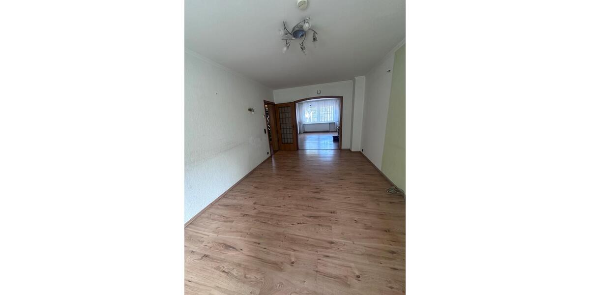 Mehrfamilienhaus, Wohnhaus Mönchengladbach - 8 Zimmer, 202 m&sup2;, 395.000&euro; | Angebot:27069212
