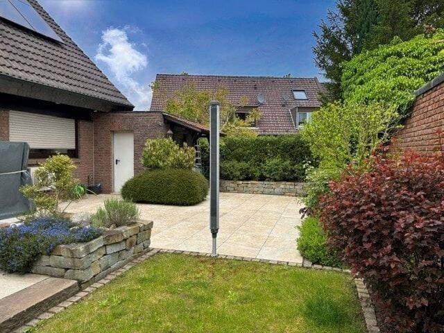 Mehrfamilienhaus, Wohnhaus Kempen - 8 Zimmer, 223 m&sup2;, 689.000&euro; | Angebot:26910208