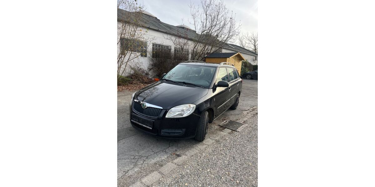 Skoda Fabia 127.911 km 2.800 &euro; Mettmann 40822