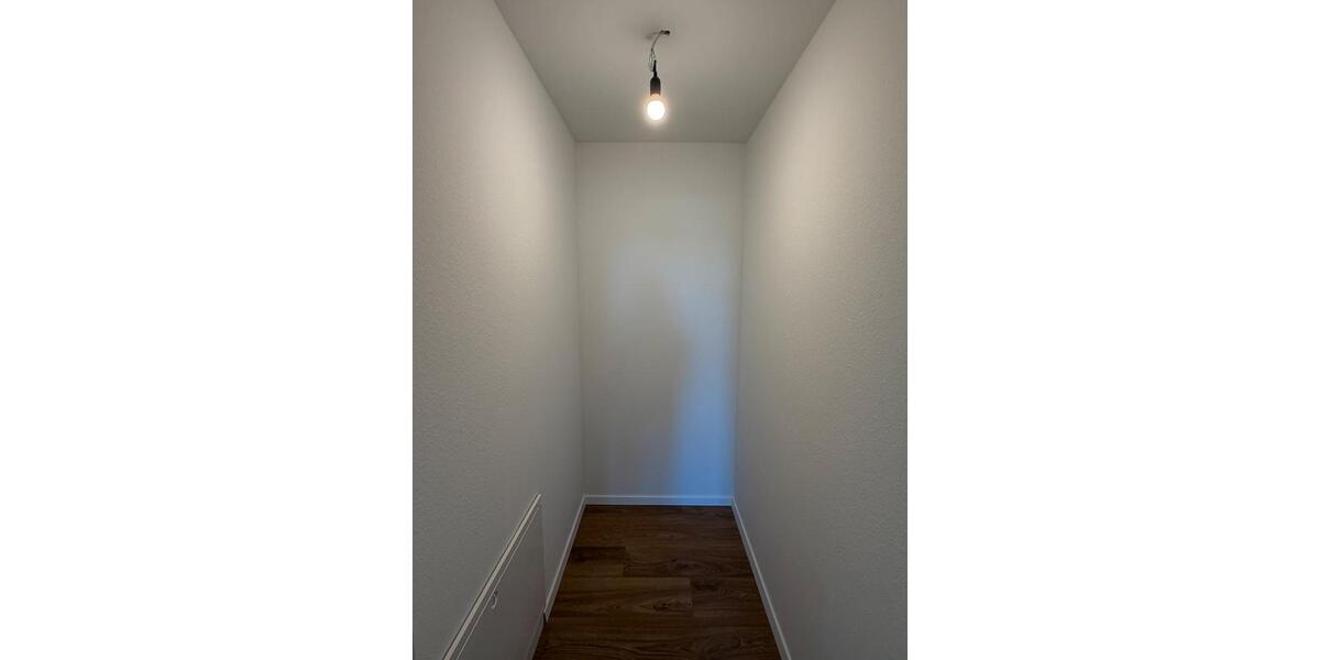 Etagenwohnung Mönchengladbach Süd - 5 Zimmer, 107 m&sup2;, 1.690&euro; | Angebot:26101898