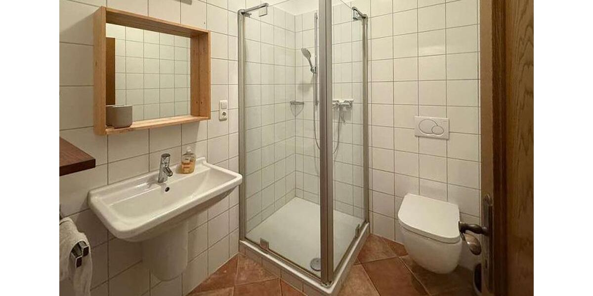Bungalow Köln Heimersdorf - 4 Zimmer, 155 m&sup2;, 2.400&euro; | Angebot:26581636