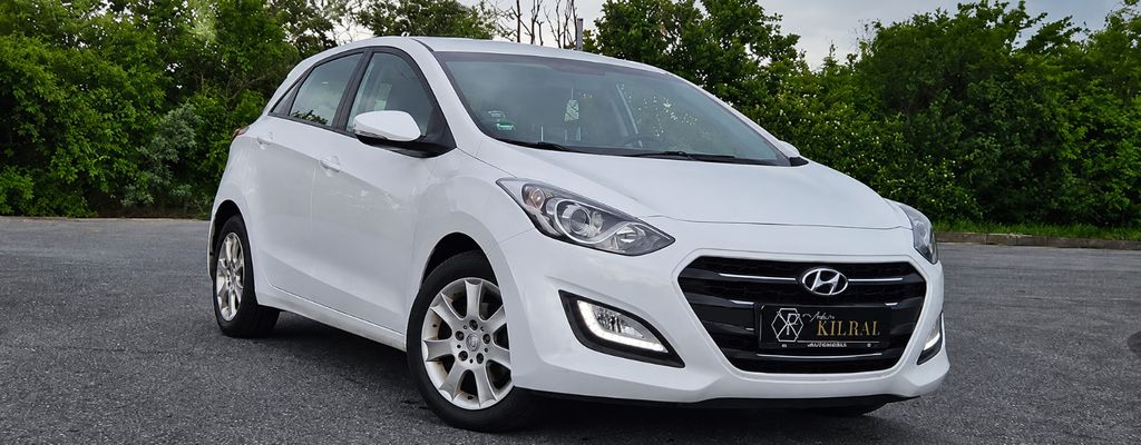 Hyundai i30 122.000 km 8.999 &euro; Mettmann 40822