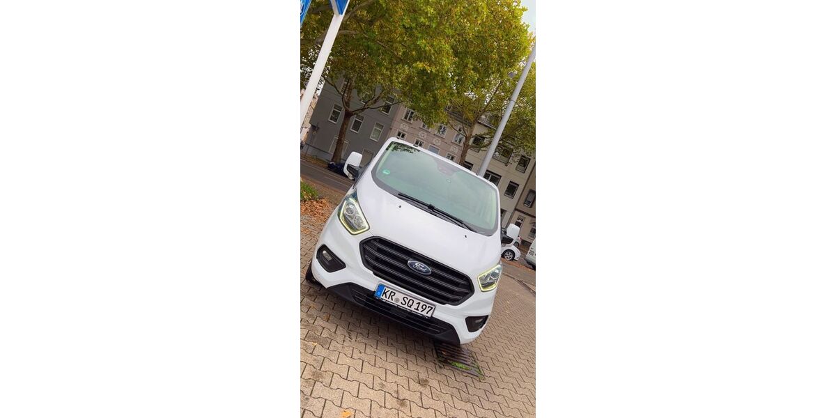 Ford Transit Custom 255.800 km 7.300 &euro; Krefeld 47799