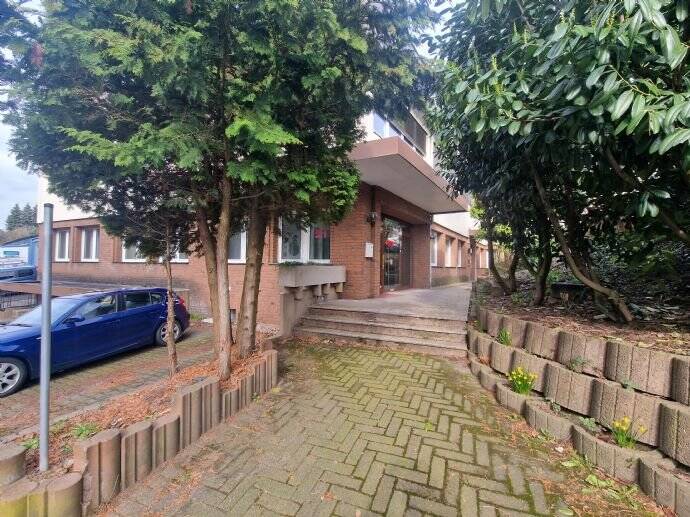 Gewerbeobjekt Velbert Mitte - 7 Zimmer, 210 m&sup2;, 1.600&euro; | Angebot:25246716