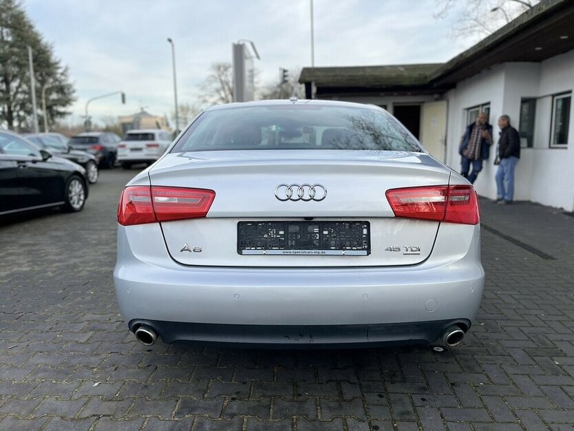 Audi A6 / 45 TDI / quattro / KeylessGo / Matrix 110.000 km 20.990 € Mönchengladbach 41066