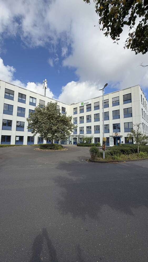 Büro in Duisburg 15.000 € 1500 m²