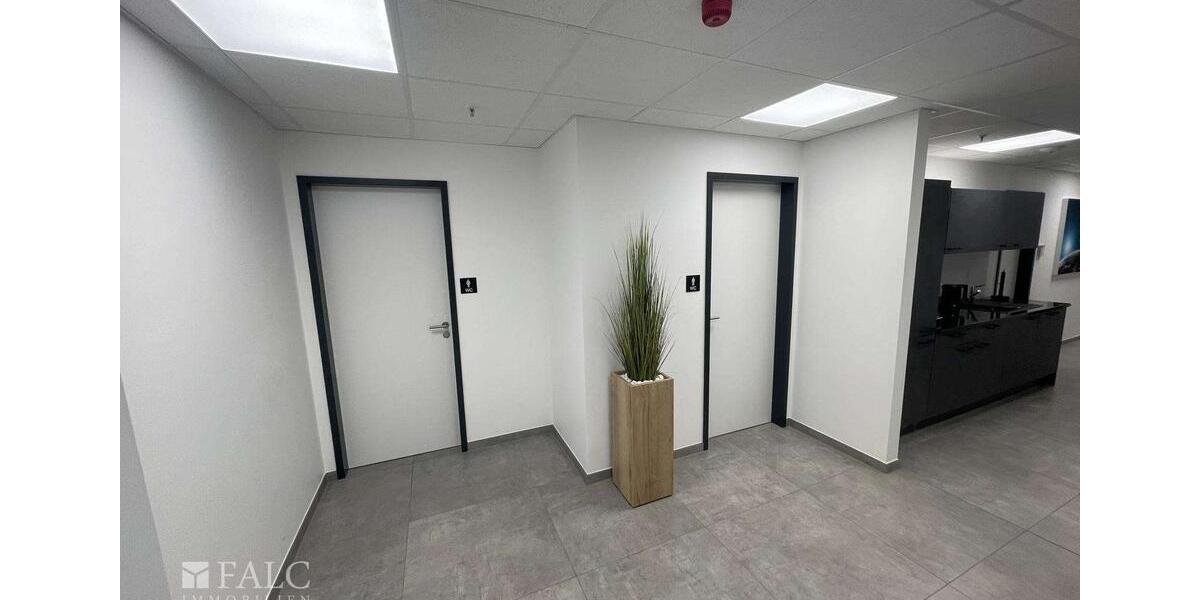 Gewerbeobjekt Solingen Central - 3.360&euro; | Angebot:24807689