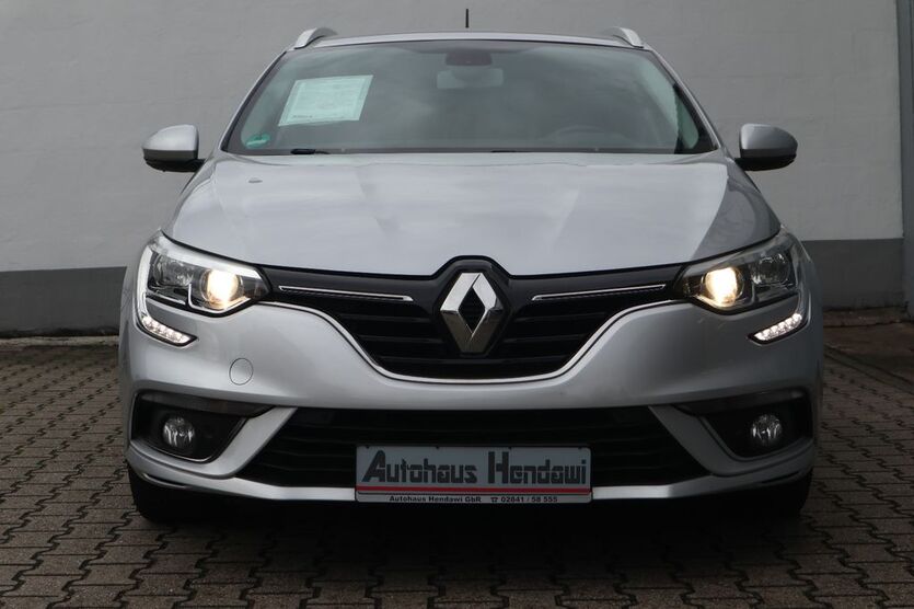 Renault Megane 93.610 km 8.990 € Moers 47443