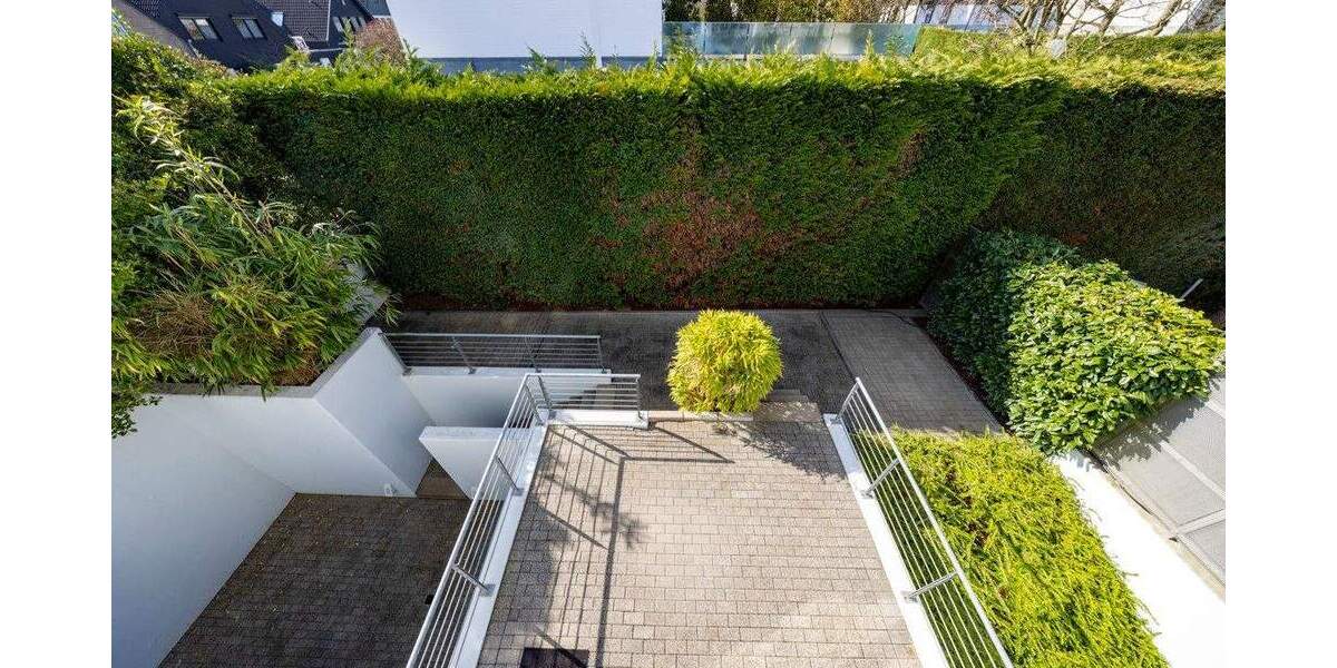 Einfamilienhaus Meerbusch / Lank-Latum Lank-Latum - 5 Zimmer, 217 m&sup2;, 980.000&euro; | Angebot:25802999