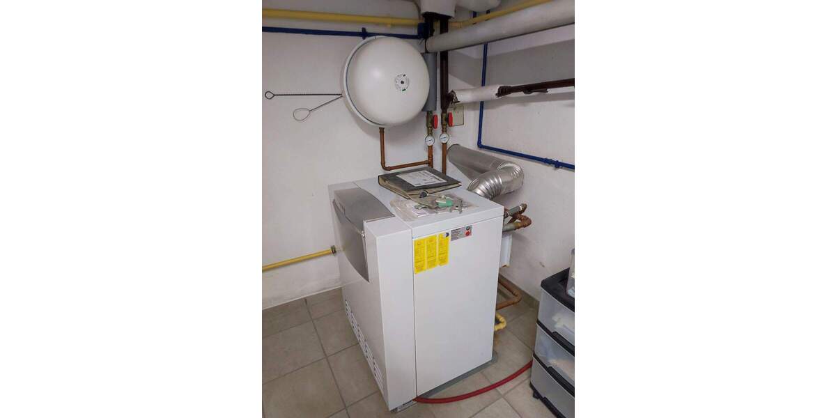 Bezugsfreies Einfamilien- und vermietetes Appartementhaus in schöner Düsseldorfer Wohnlage 1 zimmer