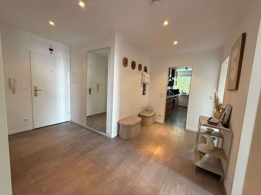 Wohnung zum Kaufen in Meerbusch 289.000 € 76 m² 3 zimmer