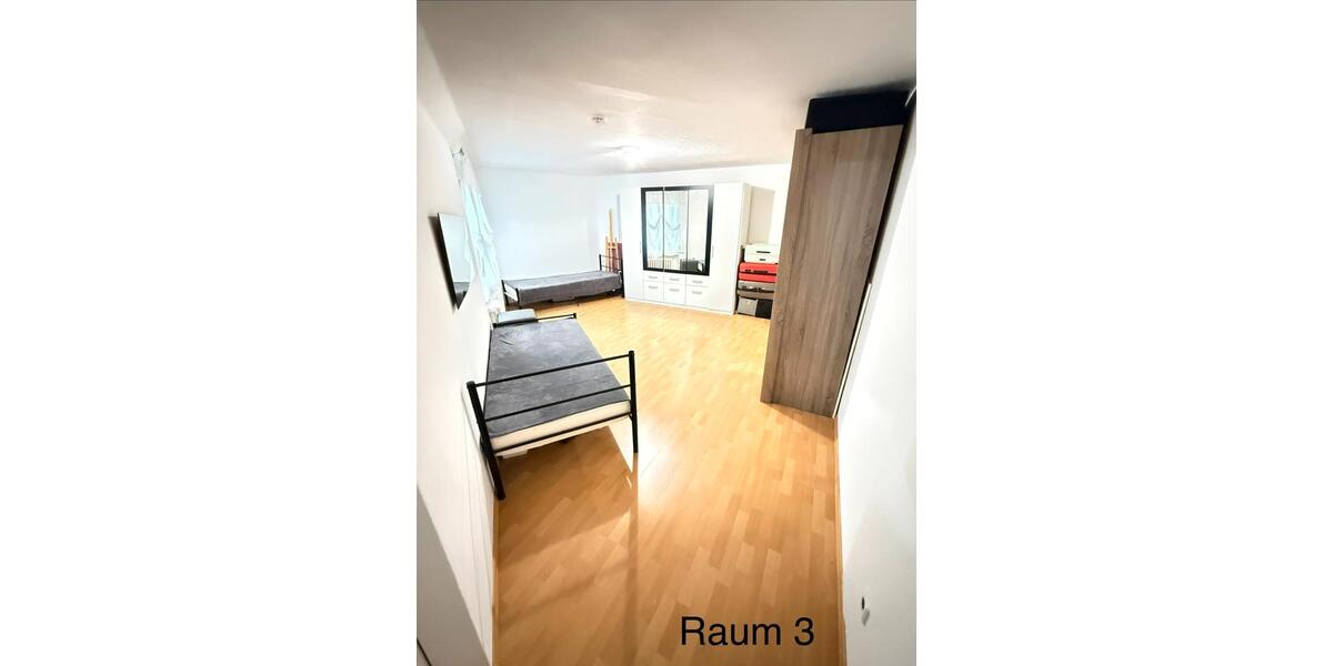 Große 4,5-Zimmer-Wohnung ca. 140 m² in Düsseldorf (Etagenwohnung) 4.5 zimmer