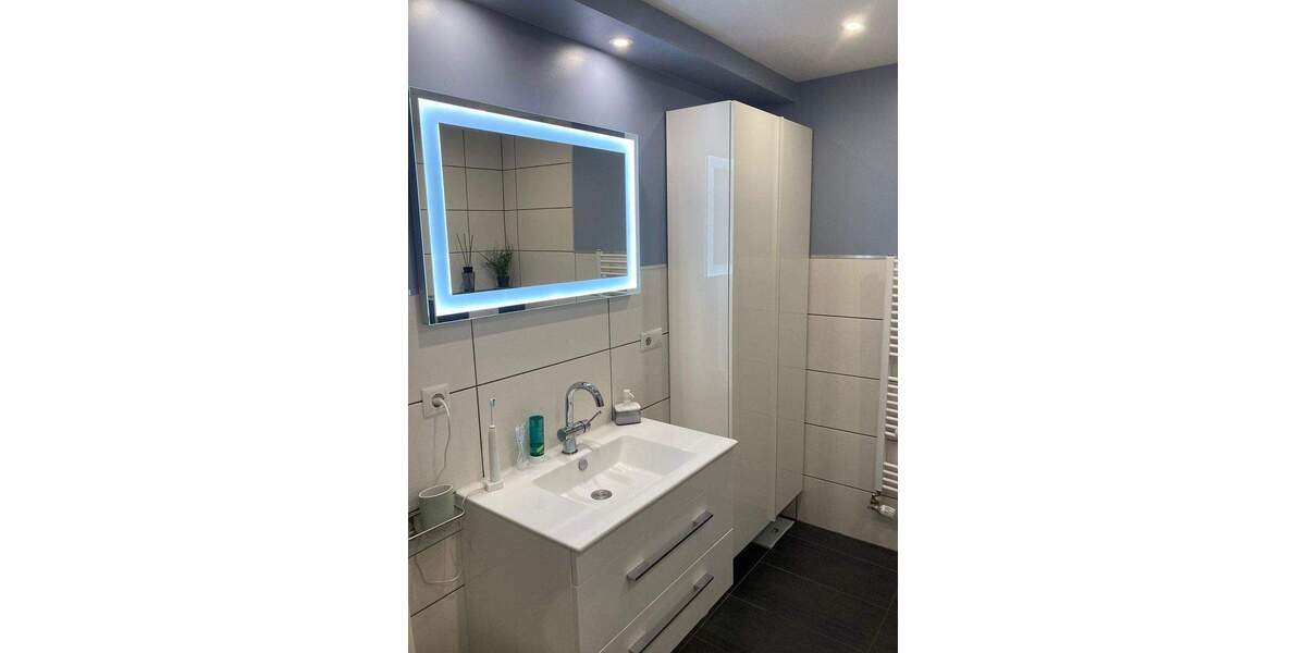 3-Zi. Wohnung in Düsseldorf-Kaiserswerth mit TG Platz zur Eigennutzung oder Vermietung 3 zimmer