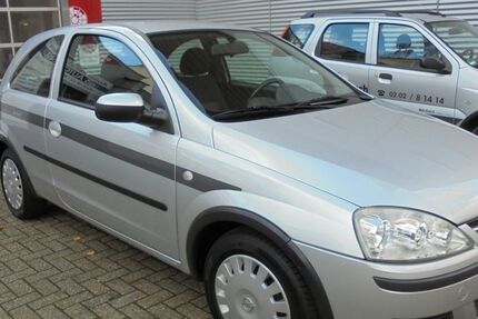 Opel Corsa 96.000 km 3.990 € Wuppertal 42285