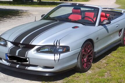 Ford Mustang 137.111 km 11.900 &euro; Mönchengladbach 41065