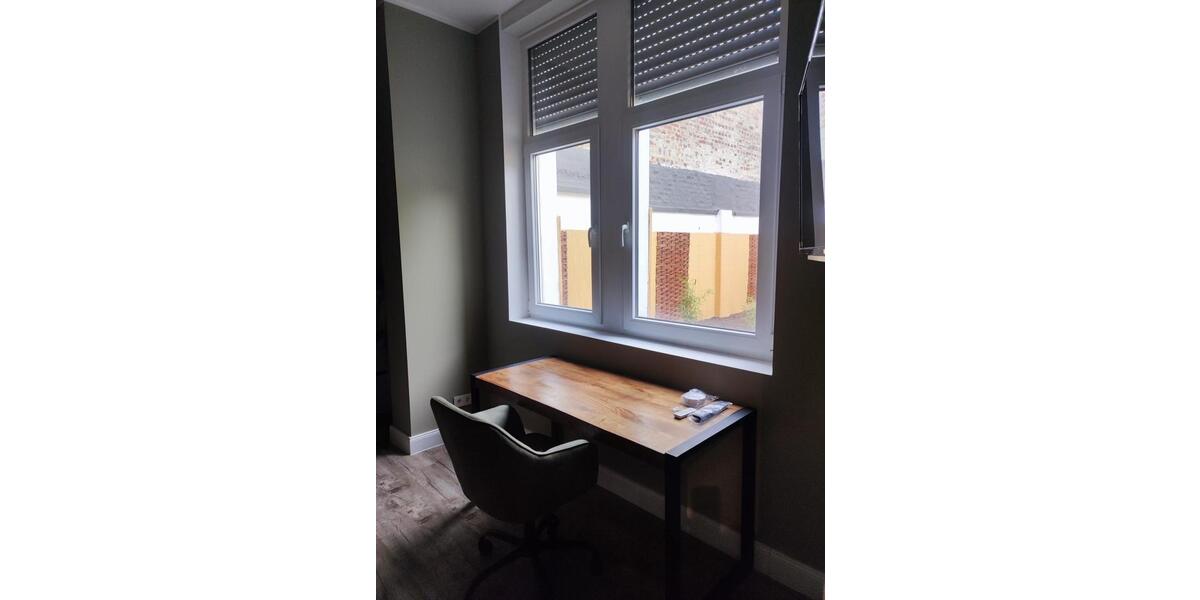 Erdgeschoßwohnung Mönchengladbach - 2 Zimmer, 120 m&sup2;, 1.750&euro; | Angebot:26403751