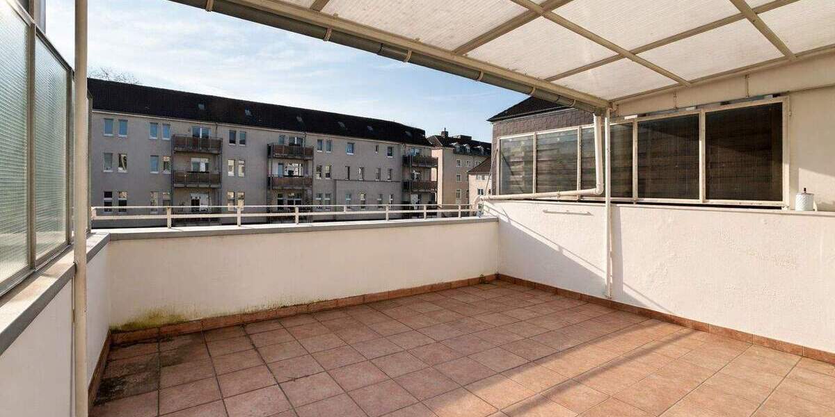 Etagenwohnung Krefeld Stadtmitte - 3 Zimmer, 97 m&sup2;, 625&euro; | Angebot:25796371