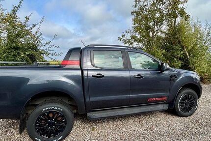 Ford Ranger 97.000 km 28.900 € Grevenbroich 41515