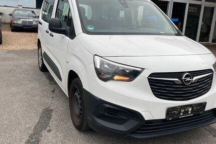 Opel Combo 277.000 km 5.500 &euro; Monheim 40789
