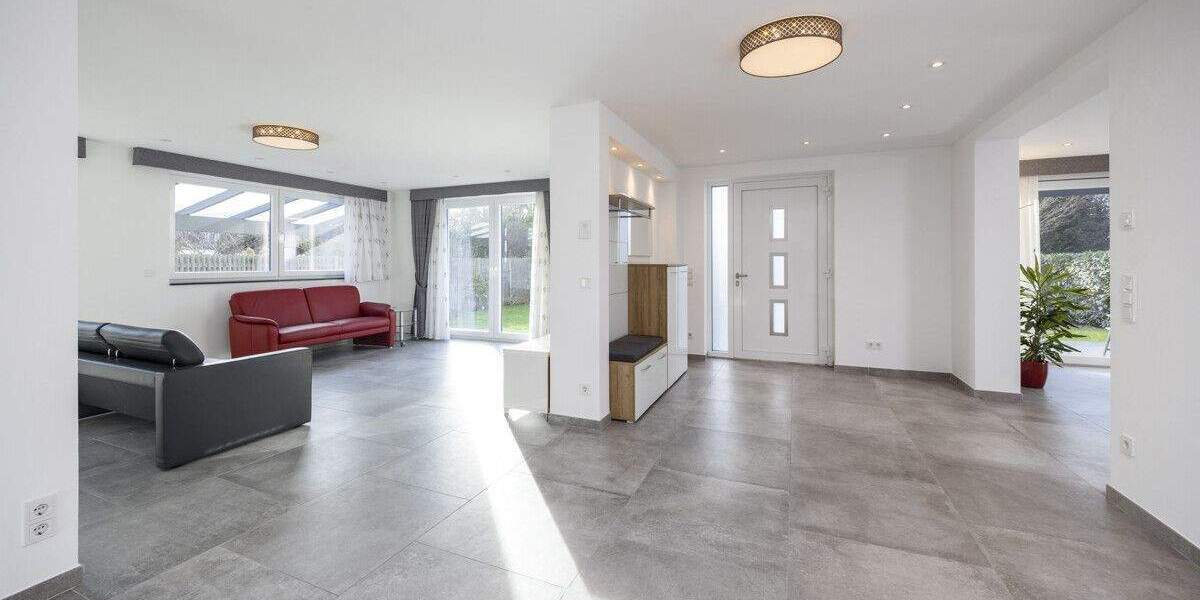 Energieeffizientes Wohnjuwel in Top-Lage! Kernsanierter Bungalow am Strümper Berg 7 zimmer