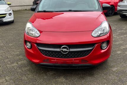Opel Adam 131.000 km 5.900 &euro; Duisburg 47057