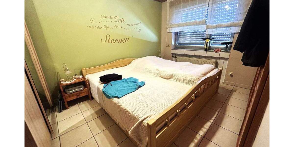 Tolle Doppelhaushälfte für Gartenliebhaber 4 zimmer